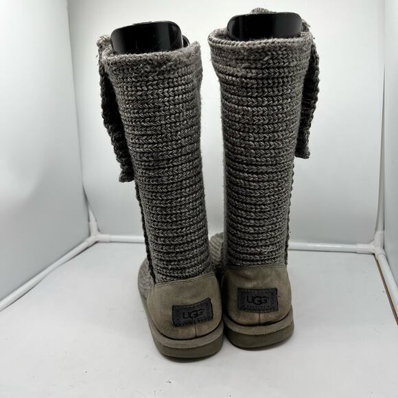 UGG Boots Youth 6 Cardy Sweater Knit Tall 5649 Gray Button - Picture 8 of 10